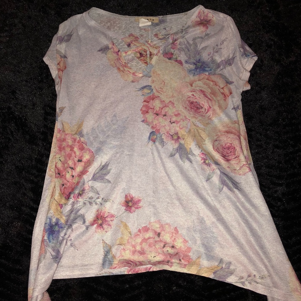 Floral flowing top